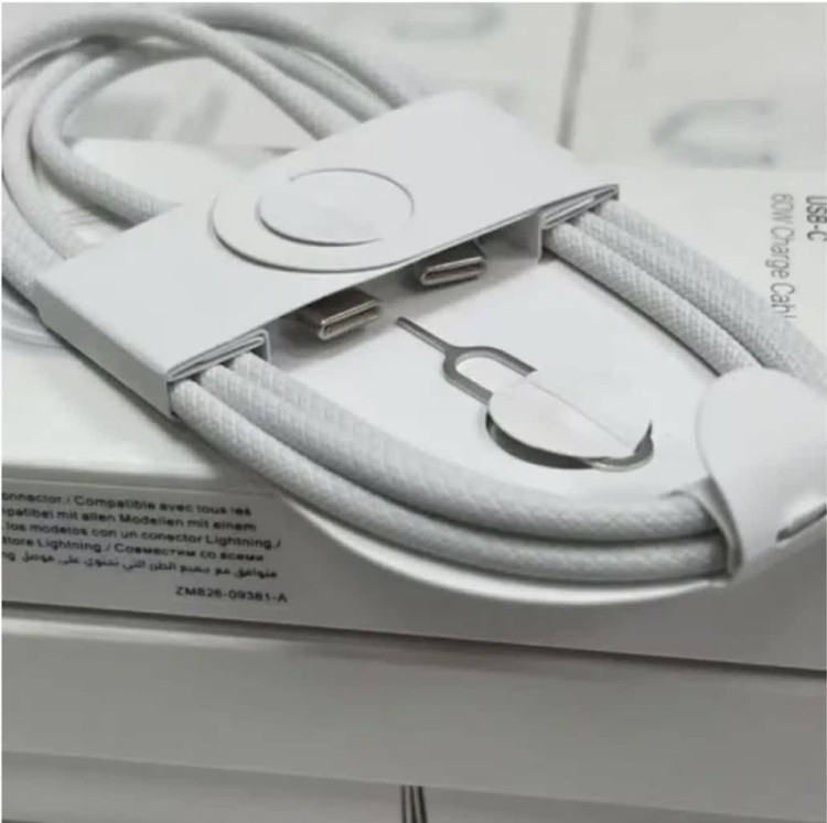 کابل USB-C اپل مدل 60W-C طول ۱ متر کد 2003